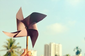 origami_windmill_free_photo